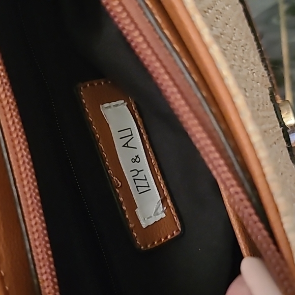 MICHAEL Cognac Strappy Leather& Cork Wedge Sandal sz 8/ IZZY & ALI Straw handbag - Picture 10 of 13